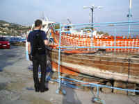 samos_51_harbour.jpg (74640 byte)