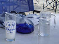Ouzo.jpg (117806 byte)