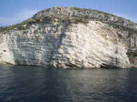 samos (113) passing rocks.jpg (83696 byte)
