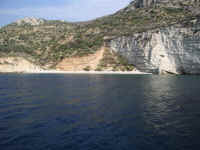 samos (115) passing rocks.jpg (71583 byte)