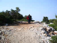 samos (135) walking at samiopoula.jpg (80869 byte)