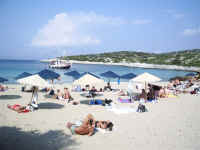 samos (139) the beach, samiopoula.jpg (57304 byte)